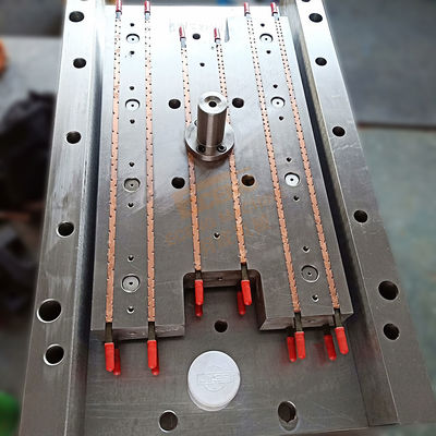 8 ক্যাভিটি 4Cr13 SS PET বোতল ছাঁচ