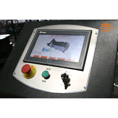 Eceng K4 PET প্লাস্টিক কন্টেইনার ম্যানুফ্যাকচারিং মেশিন 380V 50HZ